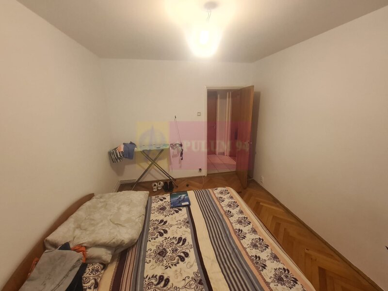 Apartament cu 2 camere de vanzare in Campina